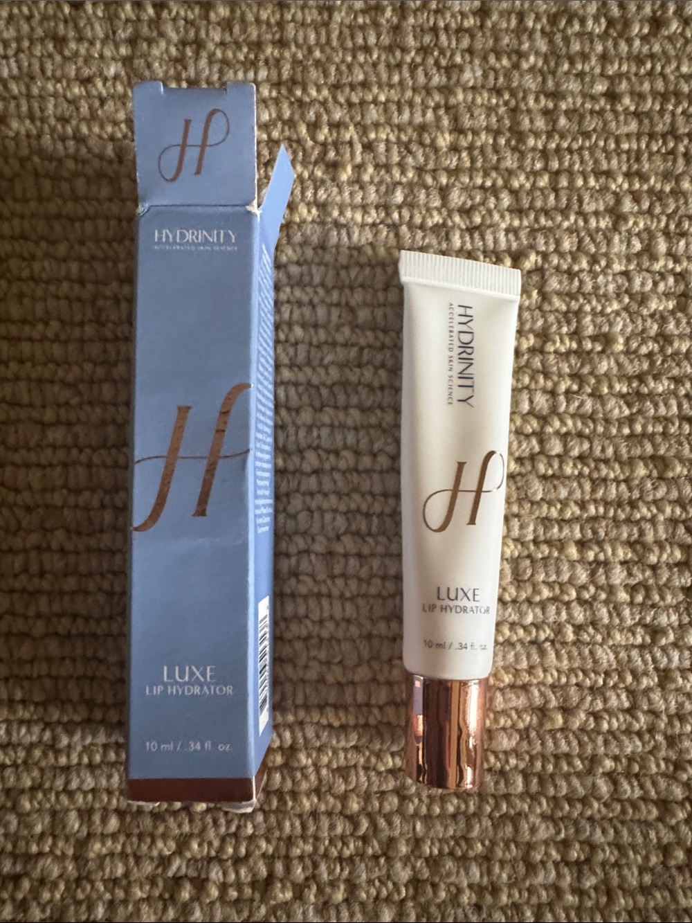 Hydrinity Luxe Lip Hydrator — NWT